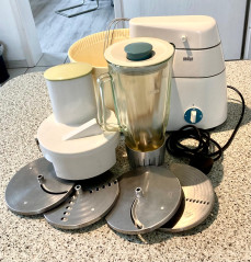 Braun Küchenmaschine KM 3 Bj.1957 m. Zubehör