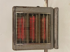 Elektroheizung voll funktionstüchtig mit 3 einstellbaren Stufen, vermutlich aus den 1930