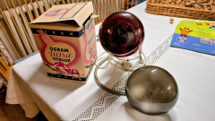 Wärmelampe und Höhensonne (Vorläufer vom Solarium) etwa mitte der 1950er Jahre