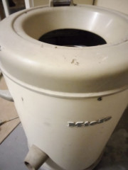 Miele Wäscheschleuder vermutlich aus den 60 Jahren, Typenschild nicht mehr lesbar